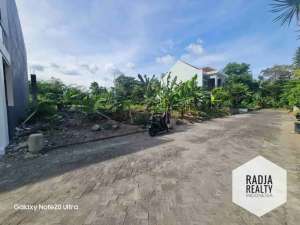 Tanah Cantik Dalam Perumahan Elite JL. Kaliurang km 9 Dekat UGM, UII lokasi di Sleman Kab., tersedia melalui melalui situs Olx