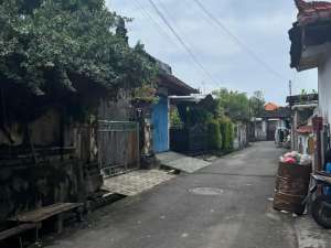 Tanah dan Bangunan Rumah Dijual Lokasi Sesetan lokasi di Denpasar Kota, tersedia melalui melalui situs Olx
