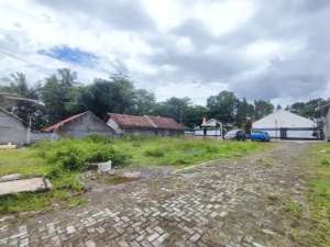 Tanah Dekat UGM 3 Jutaan lokasi di Sleman Kab., tersedia melalui melalui situs Olx