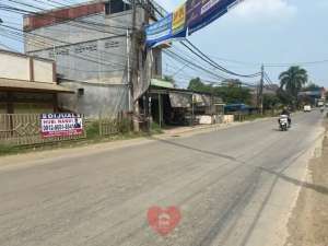 Tanah dengan Ruko dan Kios di Jl Raya Parung Panjang Tangerang lokasi di Tangerang Kab., tersedia melalui melalui situs Olx