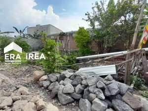 TANAH DIJUAL DI KARANGANYAR DEKAT SMA N COLOMADU lokasi di Surakarta Kota, tersedia melalui melalui situs Olx