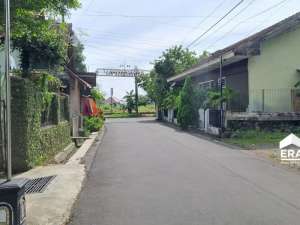 TANAH DIJUAL DI KLATEN DEKAT DENGAN STASIUN SROWOT DAN SMK N 1 JOGONALAN lokasi di Klaten Kab., tersedia melalui melalui situs Olx