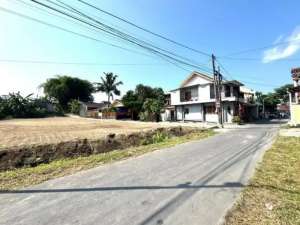 Tanah Dijual Yogyakarta Jl. Plumbon-Ngalangan Sleman Dekat Pasar Gentan lokasi di Sleman Kab., tersedia melalui melalui situs Olx