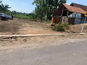 Tanah Hook Jejeran dijual Murah siap bangun tepi aspal lokasi di Yogyakarta Kota, tersedia melalui melalui situs Olx