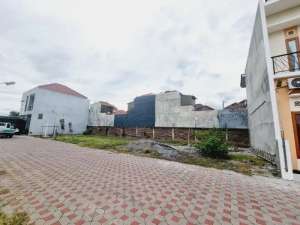 Tanah Ideal 100m Di Cluster One Gate Paulan Colomadu lokasi di Karanganyar Kab., tersedia melalui melalui situs Olx