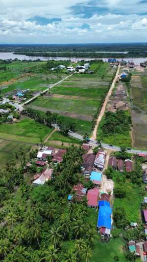 Tanah Industri Jln.Raya Wajok Hilir lokasi di Pontianak Kota, tersedia melalui melalui situs Olx