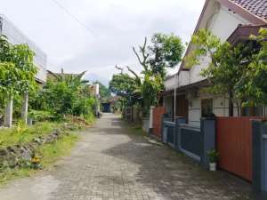 Tanah Jogja 1Km Jl Palagan Km11 Barat Jl Rejodani Shm Pekarangan lokasi di Sleman Kab., tersedia melalui melalui situs Olx