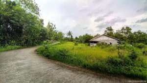 Tanah Jogja Dekat Exit Tol Gamping Kampus Umy Di Balecatur Sleman lokasi di Sleman Kab., tersedia melalui melalui situs Olx