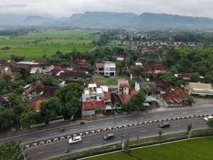 Tanah Jogja Strategis Dekat Candi Prambanan lokasi di Klaten Kab., tersedia melalui melalui situs Olx