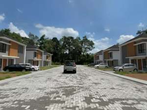 Tanah Kalasan Sleman Utara RS Panti Nugroho lokasi di Sleman Kab., tersedia melalui melalui situs Olx