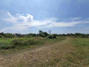 Tanah Karawang lokasi di Karawang Kab., tersedia melalui melalui situs Olx