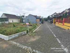 Tanah kavlinghook perum Sapphire Karangwangkal dekat kampus Unsoed Purwokerto lokasi di Banyumas Kab., tersedia melalui melalui situs Olx