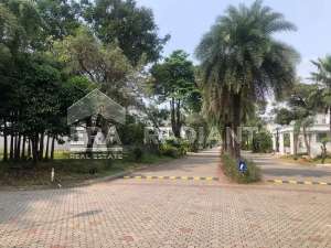 Tanah Kavling Siap Bangun di Kebon Jeruk, Komplek Casa Goya Residence lokasi di Jakarta Barat, tersedia melalui melalui situs Olx