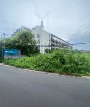 Tanah kawasan Hotel di Seminyak, Hanya 6 menit ke pantai lokasi di Kab. Badung, tersedia melalui melalui situs Olx