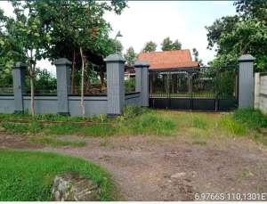 Tanah Komersial ada Pagar Keliling Mojo Ringinarum Kendal lokasi di Kendal Kab., tersedia melalui melalui situs Olx