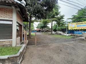 Tanah Komersial Luas 5.535 Meter Persegi Lokasi Premium di Mlati Sleman lokasi di Yogyakarta Kota, tersedia melalui melalui situs Olx