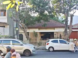 TANAH Komersil Bonus Rumah Sangat Strategis Akses Jl Raya Kartasura Sukoharjo lokasi di Sukoharjo Kab., tersedia melalui melalui situs Olx