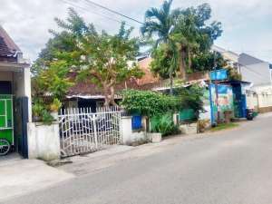 Tanah Komersil dekat Lotte Grossir Tipes Serenga SOLO Surakarta lokasi di Surakarta Kota, tersedia melalui melalui situs Olx