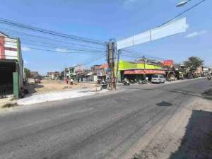 tanah komersil jl Adi Sumarmo dijual cepat murah strategis akses container lokasi di Karanganyar Kab., tersedia melalui melalui situs Olx