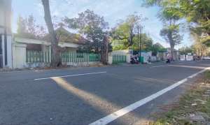 Tanah Komersil sangat Strategis Manahan Banjarsari SOLO Surakarta lokasi di Surakarta Kota, tersedia melalui melalui situs Olx