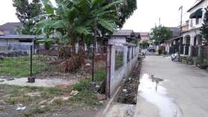 Tanah kosong di jatimakmur pondok gede LT.2000m jln pruis 2 mobil lokasi di Bekasi Kab., tersedia melalui melalui situs Olx