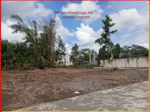 Tanah Kost Eksklusif dijual cepat RING 1 UII lokasi di Yogyakarta Kota, tersedia melalui melalui situs Olx