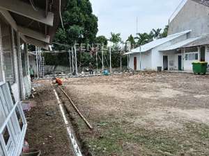 Tanah Kotak Di Jalan Raya RC Veteran Bintaro. Cash Bertahap lokasi di Jakarta Selatan, tersedia melalui melalui situs Olx