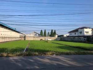 Tanah Luas 3709 m2 Strategis dekat Pintu Tol Cileunyi Bandung lokasi di Bandung Kab., tersedia melalui melalui situs Olx