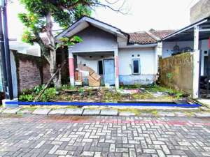 Tanah Muraahh Bonus Bangunan Seadanya Dekat Bandara Adisumarmo lokasi di Boyolali Kab., tersedia melalui melalui situs Olx