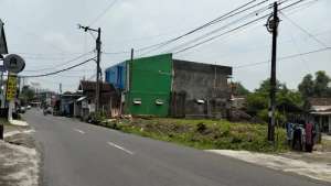 Tanah murah belakang kampus UNS lokasi di Surakarta Kota, tersedia melalui melalui situs Olx