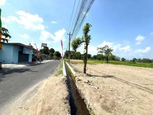 Tanah Murah Purwomartani Sleman, Tepi Jalan Aspal Lebar lokasi di Sleman Kab., tersedia melalui melalui situs Olx