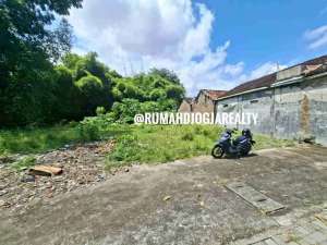 Tanah Murah Seputar Plurugan Tirtornirmolo Dalam Ringroad lokasi di Yogyakarta Kota, tersedia melalui melalui situs Olx