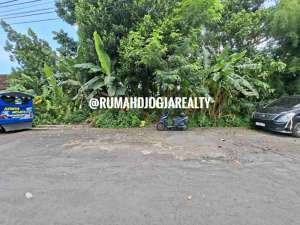 Tanah Murah Strategis Di Kragilan Jambon Dekat SKE, JCM, UTY, UGM lokasi di Yogyakarta Kota, tersedia melalui melalui situs Olx