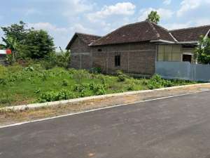 Tanah murah strategis Karanganyar lokasi di Surakarta Kota, tersedia melalui melalui situs Olx