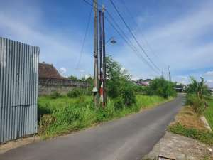 Tanah Nogotirto dekat Pasar jambon tepi aspal 400 jutaan lokasi di Sleman Kab., tersedia melalui melalui situs Olx