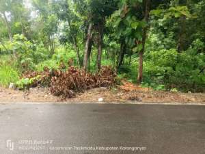 TANAH PEKARANGAN KEBAKKRAMAT KARANGANYAR lokasi di Karanganyar Kab., tersedia melalui melalui situs Olx