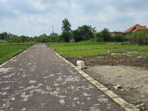 Tanah pekarangan murah siap bangun balongbendo sidoarjo ukuran gede gede lokasi di Sidoarjo  Kab., tersedia melalui melalui situs Olx