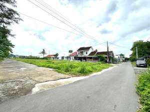 Tanah Pekarangan Murah Siap Bangun, Maguwoharjo Sleman lokasi di Sleman Kab., tersedia melalui melalui situs Olx