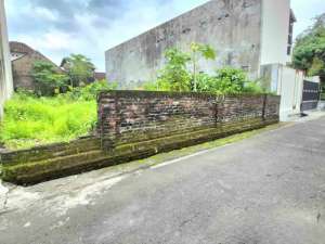 Tanah Pekarangan Strategis Dekat RS Karima Utama Kartasura lokasi di Sukoharjo Kab., tersedia melalui melalui situs Olx