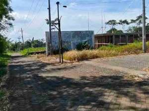 TANAH PINGGIR JALAN MURAH COCOK UNTUK CLUSTER PERUMAHAN lokasi di Malang Kota, tersedia melalui melalui situs Olx