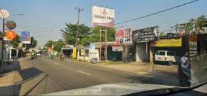 TANAH PINGGIR JALAN RAYA PEKAYON BEKASI SELATAN JUAL CEPAT lokasi di Bekasi Kota, tersedia melalui melalui situs Olx