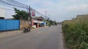 Tanah Sewa Cocok U Padel di Jl Raya Legok dekat BSD dan Gading Serpong lokasi di Tangerang Selatan Kota, tersedia melalui melalui situs Olx