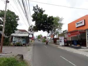 Tanah sewa strategis belakang Amplaz lokasi di Sleman Kab., tersedia melalui melalui situs Olx