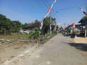 Tanah SHM Pekarangan Siap Balik Nama Pinggir Jalan di Jakal Km 12 Selatan Kampus UII lokasi di Sleman Kab., tersedia melalui melalui situs Olx