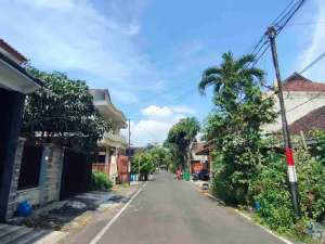 Tanah siap bangun kost depan pasar blimbing lokasi di Malang Kota, tersedia melalui melalui situs Olx