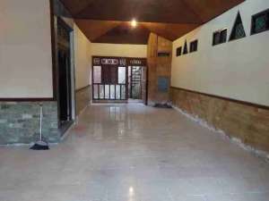 Tanah Strategis Bonus Rumah 2 Lantai Teuku Umar Barat lokasi di Denpasar Kota, tersedia melalui melalui situs Olx