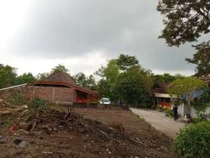 Tanah Strategis Dekat Pasar Rejodani lokasi di Sleman Kab., tersedia melalui melalui situs Olx