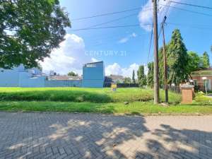 Tanah Strategis Di Jalan Gunung Lompobattang Tanjung Bunga lokasi di Flores Timur Kab., tersedia melalui melalui situs Olx