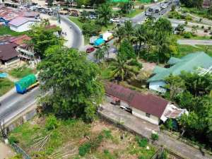 Tanah Tepi Jalan raya Adisucipto lokasi di Pontianak Kota, tersedia melalui melalui situs Olx