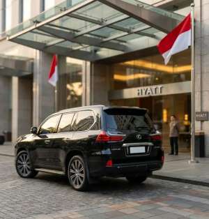 Jual bekas Tangan Pertama Dari Baru LX570 Lexus Executive SUV LandCruiser 200 VX,lokasi di Jakarta Pusat